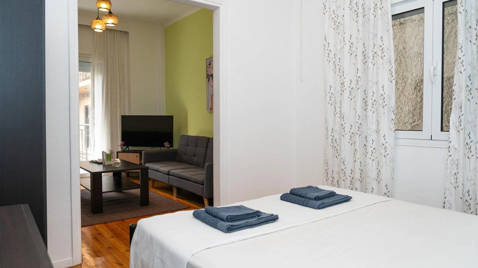 Agias Sofias Promenade Apt 테살로니키 아파트