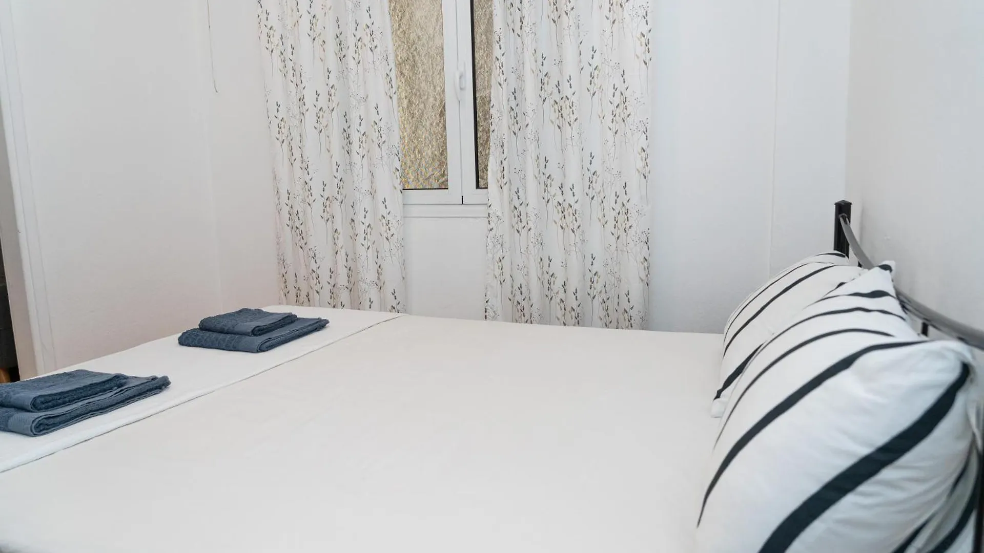 Agias Sofias Promenade Apt 테살로니키 아파트